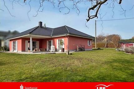 Modernes Wohnerlebnis auf 800 m² Grün - Meineweh