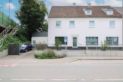 Haus zum Kaufen in Pfaffenhofen an der Ilm 925.000,00 € 370.14 m²