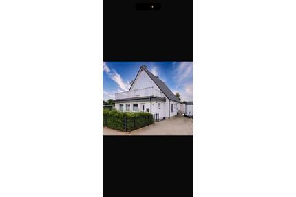 2 Zimmer Wohnung + Wintergarten in ruhiger Lage Friedrichstadts