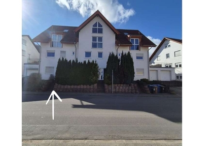 Attraktives, vermietetes Reihenendhaus mit Garage und kleinem Grundstück – rentable Kapitalanlage - Queidersbach