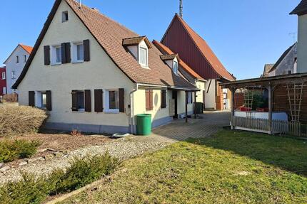 Individuelles Einfamilienhaus mit Charme und großem Garten - Eckental