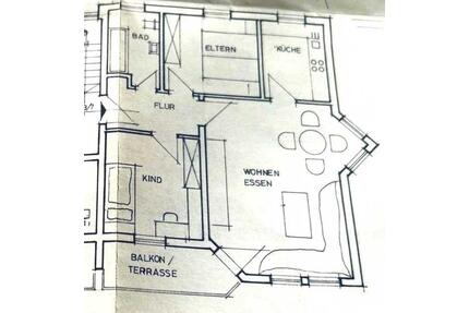 ZUR VERMIETUNG EINE 3 ZIMMER WOHNUNG KÜCHE - BAD – TERRASSE - Heldburg