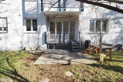 Traumhafte Gartenwohnung mit ausgebauten Souterrain in Parknähe - Poing
