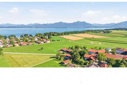 Haus zum Kaufen in Gstadt am Chiemsee 1.980.000,00 € 479 m²