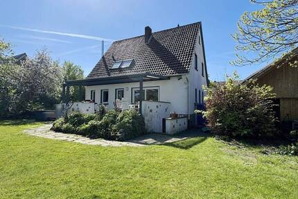 Ihr Rückzugsort im Grünen: Charmantes Einfamilienhaus mit großem Grundstück in Ibbenbüren-Bockraden