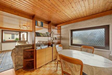 Charmantes Reihenendhaus mit Garten, Wintergarten & unverbaubarem Blick ins Grüne! - Markgröningen Unterriexingen