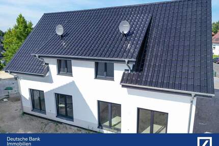 Moderne und hochwertige Doppelhaushälfte in beliebter Lage von Schloß Holte nähe Netto Markt! - Schloß Holte-Stukenbrock Sende