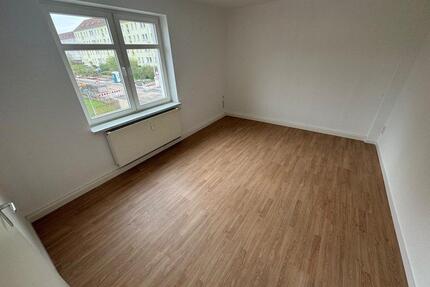 ***2 Monate Kaltmietfrei*** Helle 2-Zimmer-Wohnung mit Balkon in Glauchau Pestalozzistraße