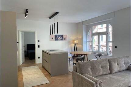 Voll möbliertes Schmuckstück in der Schwetzinger-Vorstadt! Stilvolle 2-Zimmer-Wohnung inkl. EBK - Mannheim Schwetzingerstadt