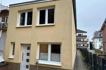 Helle 2 Zimmerwohnung mit Terrasse Zentrum Bad Schwartau