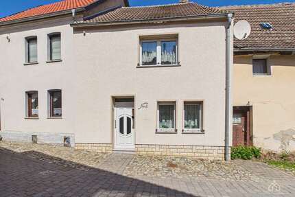 Haus zum Kaufen in Kroppenstedt 29.500,00 € 74.16 m²