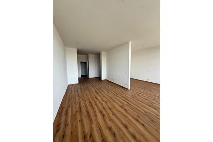 2 Zimmer Wohnung in Waldsassen mit Balkon und Einbauküche