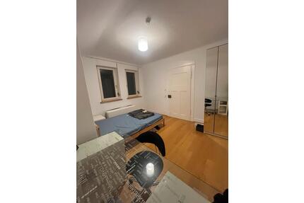 Möbiliertes WG Zimmer - All inclusive- Zentrale Lage Ulm