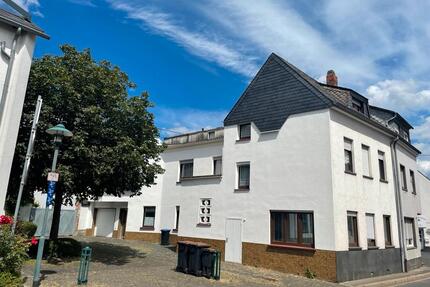 Modernisiertes Haus Polch Wohnung Büro Gewerbe Terrasse Garage