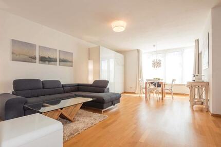 Stilvolles 2-Zimmer Apartment für 2 in München-Lehel, möbliert - Haustierfreundlich, Mindestmiete 3 Monate