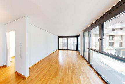 Urbanes Wohnen: 3-Zimmer-Wohnung mit Loggia - Frankfurt am Main