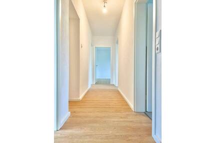 Erstbezug nach Sanierung: 3-Zimmer-Wohnung mit Balkon - Ansbach