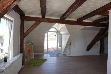 ****schöne helle sonnige große 5 Zimmerwohnung auf 2 Ebenen im OG und DG bei Illertissen * wohnen und arbeiten* WG* - Altenstadt Herrenstetten