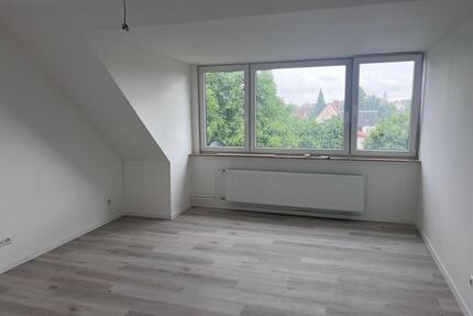 helle 2 ½ Zimmer - Dachgeschosswohnung Brhv.-Wulsdorf - Bremerhaven