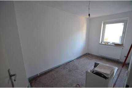 Teilsanierte 3 Zimmerwohnung - 217.000,00&nbsp;EUR Kaufpreis, ca.&nbsp; 62,00&nbsp;m&sup2;&nbsp;Wohnfl&auml;che in Nürnberg (PLZ: 90461) Gibitzenhof