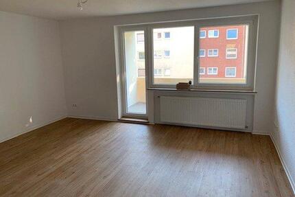 Neu sanierte 3-Zimmer-Wohnung - 800,00&nbsp;EUR Kaltmiete, ca.&nbsp; 75,00&nbsp;m&sup2; in Bremen (PLZ: 28259) Huchting