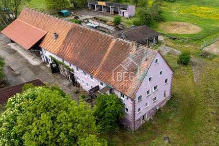 Haus zum Kaufen in Feuchtwangen 595.000,00 € 342 m²