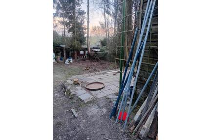 Campingplatz Freizeitgrundstück Waldzeltplatz Usingen Garten