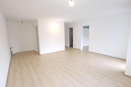 *** schöne 2 Zi-Whg mit Balkon in Ergoldsbach TOP LAGE ***