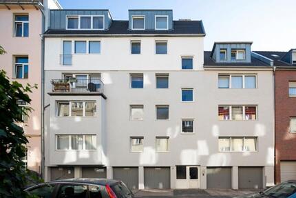 Individuelle 3-Zimmer-Wohnung - 989,00&nbsp;EUR Kaltmiete, ca.&nbsp; 80,00&nbsp;m&sup2; in Köln (PLZ: 51065) Mülheim