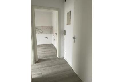 Von Privat: Helle 1-ZimmerKücheBad Wohnung in Hanweiler - Kleinblittersdorf