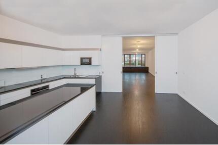 3 Zi-Whg gg Museumsinsel an der Spree mit Balkon Concierge EBK Aufzug u. TG (1.6) - Berlin
