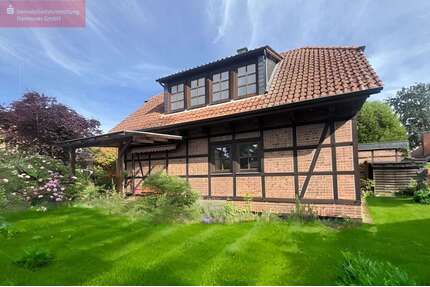 Haus zum Kaufen in Wunstorf 318.000,00 € 117.02 m²