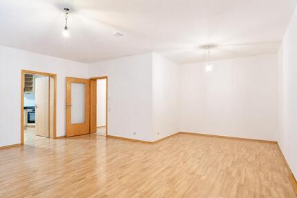 Schön geschnittene 2-Zimmer Souterrain-Wohnung in ruhiger Wohngegend! - Siegburg