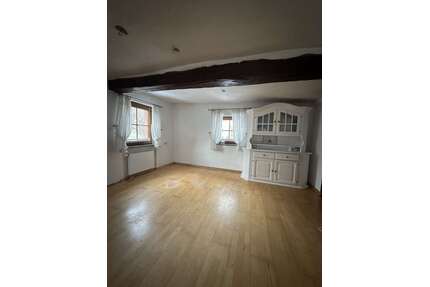 Haus zum Kaufen in Laudenberg 114.000,00 € 130.3 m²