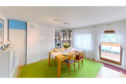 2,5-Zi. DG-Wohnung mit Süd-Loggia, EBK und Stellplatz opt. - Großbettlingen