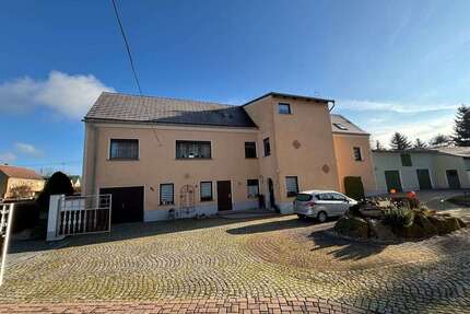 Haus zum Kaufen in Osterfeld 350.000,00 € 166 m²