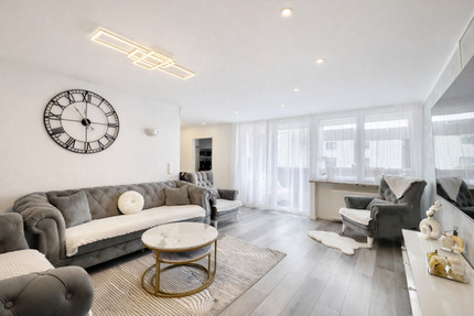 Familienfreundliche 4-Zimmer-Wohnung (95 m²) mit Loggia & Garage in Burghausen