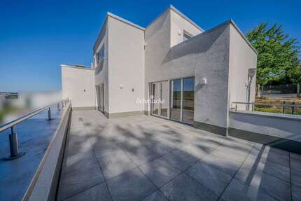 Wohnung zum Mieten in Hagen 2.198,00 € 157 m²