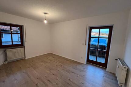 Neu renovierte 1,5 Zimmerwohnung mit Terrasse in Bad Griesbach - Bad Griesbach im Rottal