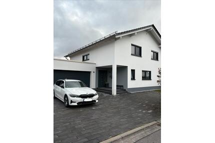 Einfamilienhaus mit Doppelgarage - Dickenschied