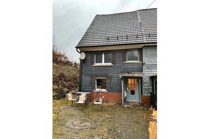 Traumhaus zum Fertigstellen - 130.000,00&nbsp;EUR Kaufpreis, ca.&nbsp; 90,00&nbsp;m&sup2; in Gummersbach (PLZ: 51645) Berstig Süd