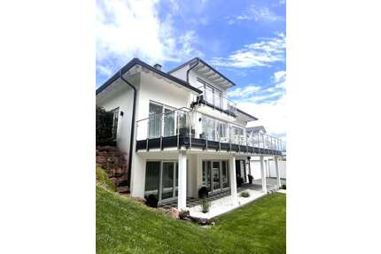 Haus zum Kaufen in Bad Liebenzell 1.640.000,00 € 293 m²