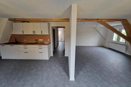 Kernsanierte 3 Zimmer Maisonette-Wohnung in Bestlage - Titisee-Neustadt