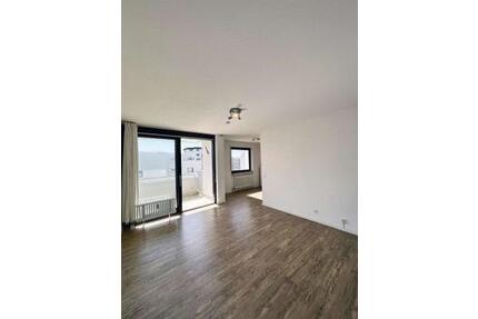 1,5 Zimmer Mietwohnung in Esslingen - Esslingen am Neckar Brühl