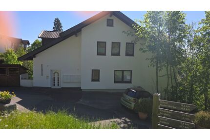 Wunderschöne 2 Zimmer Dachgeschosswohnung - Waldeck Hess