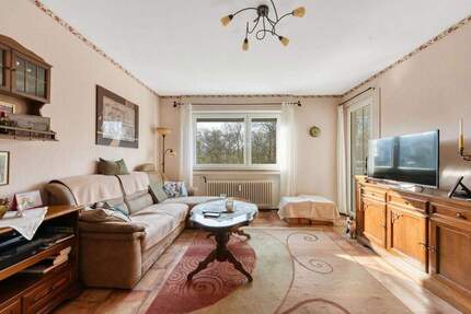 +++ am Waldrand - hell & sonnig - 4.OG mit Fernblick - West-Balkon mit Waldblick - gepflegt - möbliert - inklusive Ga... - Stuttgart Mönchfeld