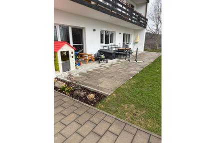 Vermiete moderne 4-Zimmer-Wohnung in zentraler Lage in Perlesreut - Röhrnbach