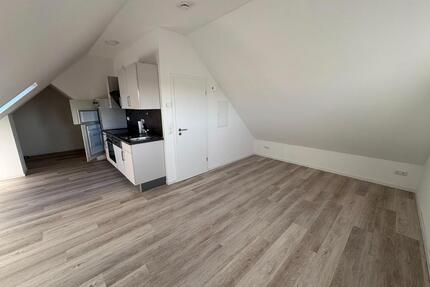 1-Zimmer-Wohnung oder Außenbüro in 25764 Norddeich Nähe Büsum - Wesselburen