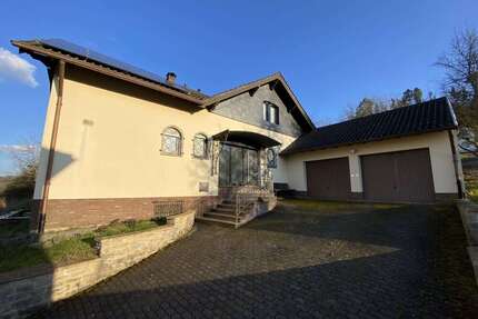 Haus zum Kaufen in Rehlingen-Siersburg 488.000,00 € 220 m²