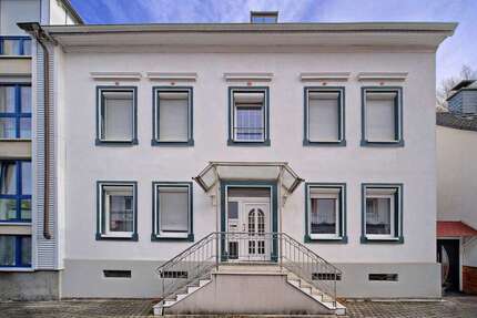 Haus zum Kaufen in Hagen 319.000,00 € 226 m²